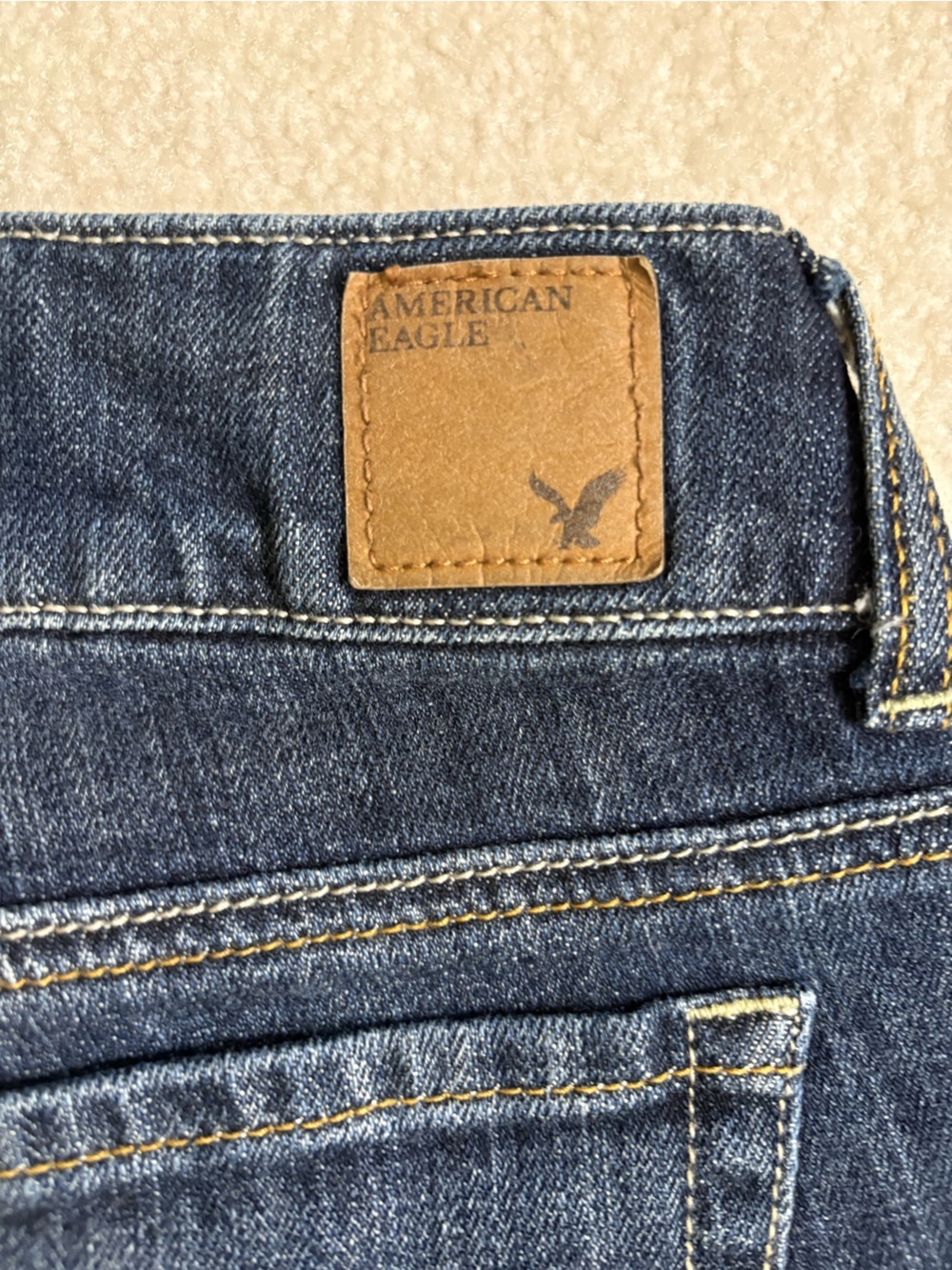 American Eagle Outfitters Live Your Life Low Rise Stretch Flare Jeans Size 2 - Picture 4 of 8